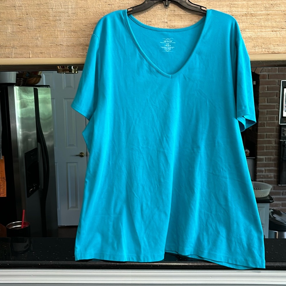 Venezia blue short sleeve v neck tee
